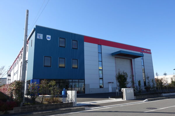 協同組合Sia神奈川内に，事業所があります。組立有効面積：約1000平米。 